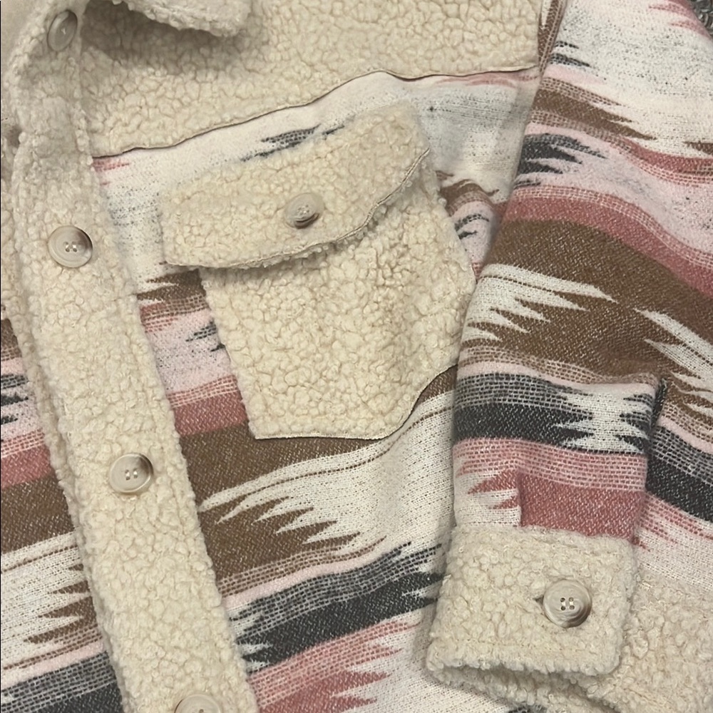 Sherpa Aztec Shacket - Picture 6 of 6